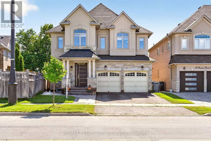 15 Bonnie Braes Drive — photo 2 of 40