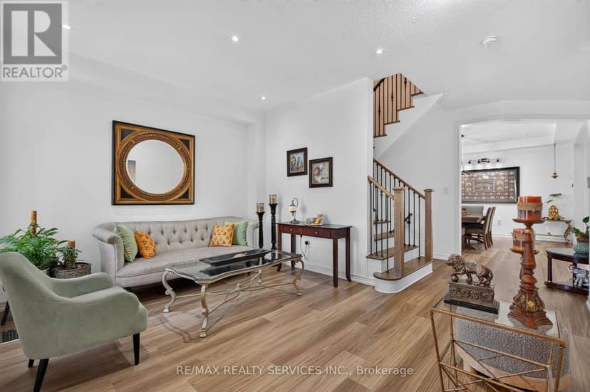 15 Bonnie Braes Drive — photo 7 of 40