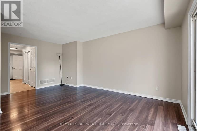 14 - 391 Stone Church Road E — photo 11 of 37