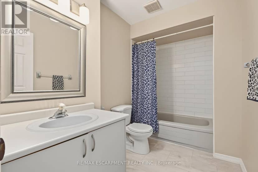 14 - 391 Stone Church Road E — photo 18 of 37