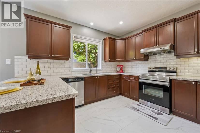 154 FALCONRIDGE Drive — photo 14 of 40
