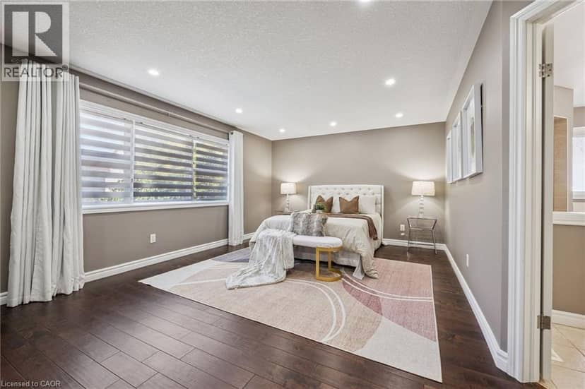 154 FALCONRIDGE Drive — photo 35 of 40