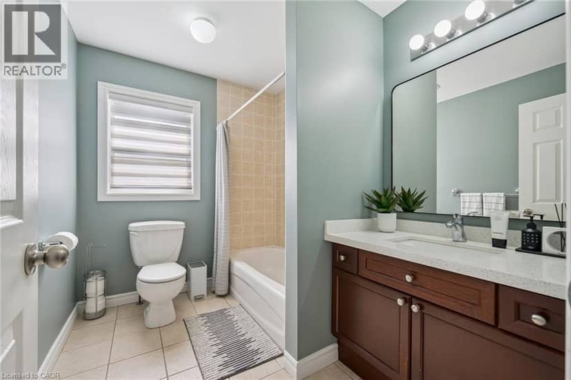 154 FALCONRIDGE Drive — photo 33 of 40