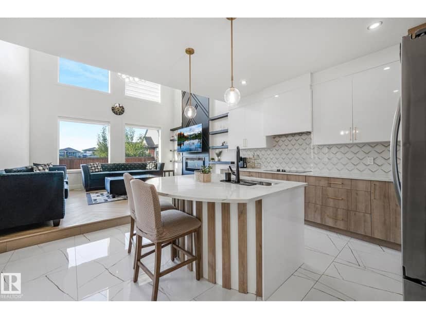 6608 51 AV — photo 16 of 40
