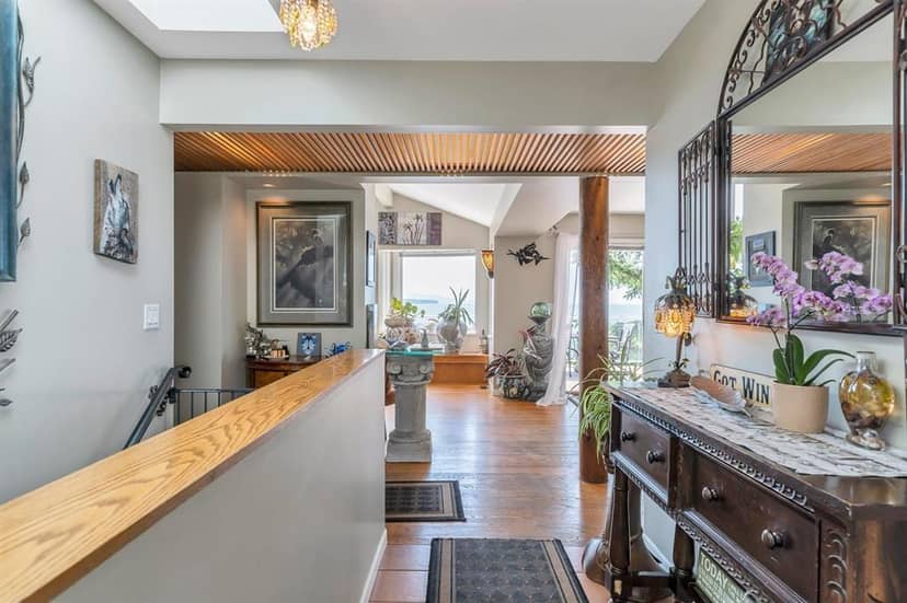 14810 Prospect Avenue, White Rock, photo 4