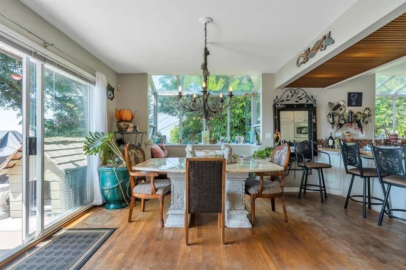 14810 Prospect Avenue, White Rock, photo 6