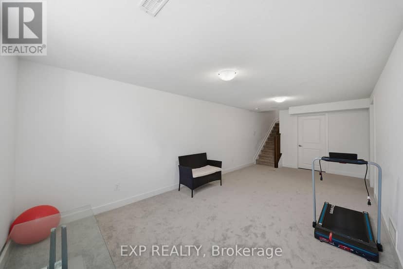 57 Robusta Lane — photo 23 of 28