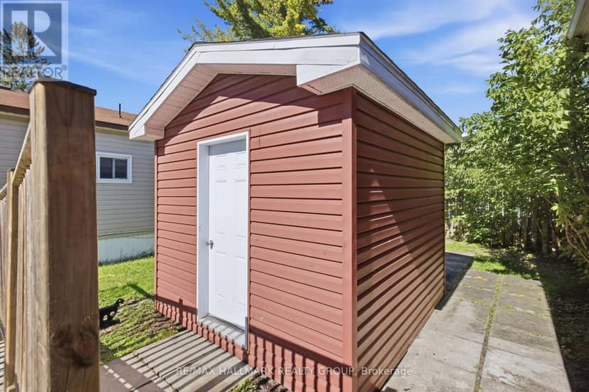 14 Pacific Avenue — photo 18 of 19