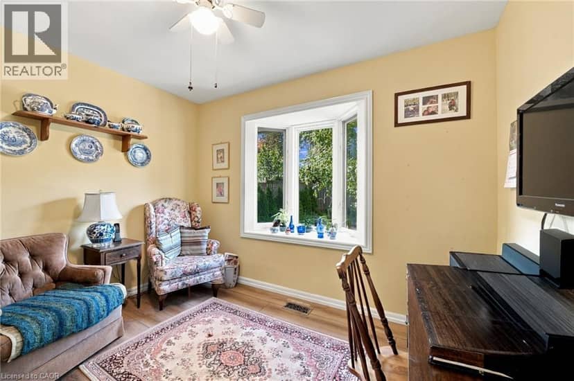 509 WALNUT Crescent — photo 27 of 40