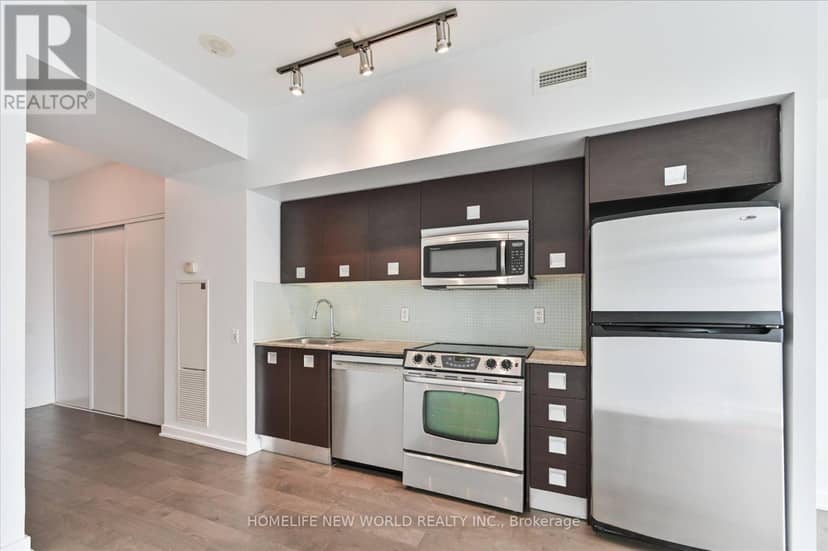 1704 - 33 Charles Street E — photo 13 of 27