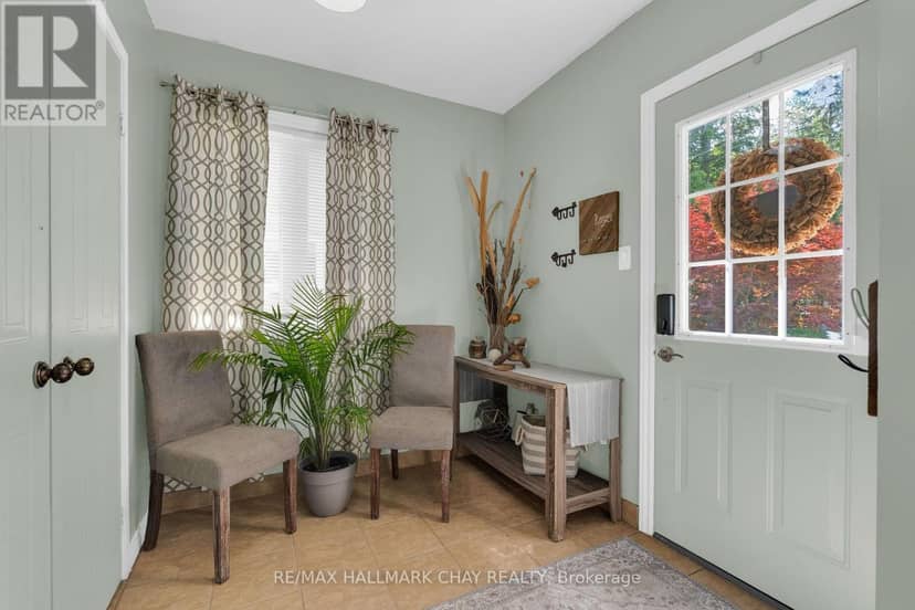 47 Lakeside Drive — photo 4 of 38