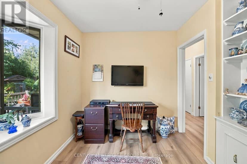 509 Walnut Crescent — photo 29 of 40