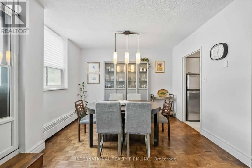 101 - 151 La Rose Avenue E, Toronto, photo 5