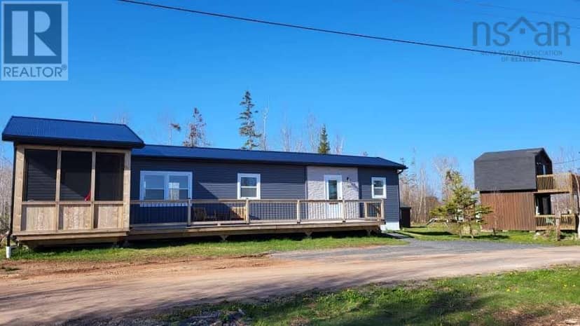 124 Red Cliff Drive — photo 2 of 29