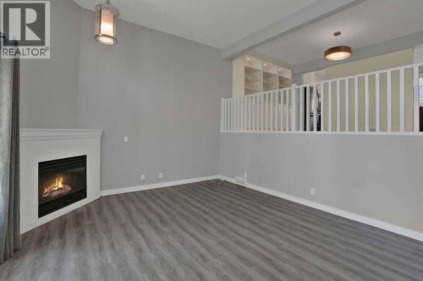 118 Candle Terrace SW, Calgary, photo 5