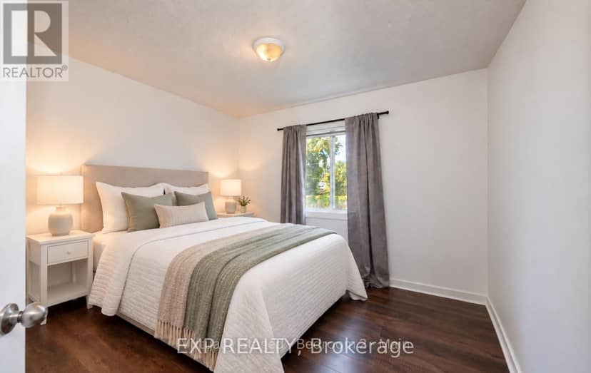65 Kerr Crescent — photo 19 of 35