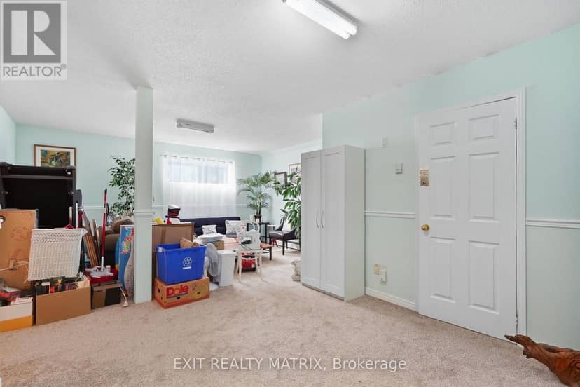1631 Lansdowne Street — photo 19 of 37