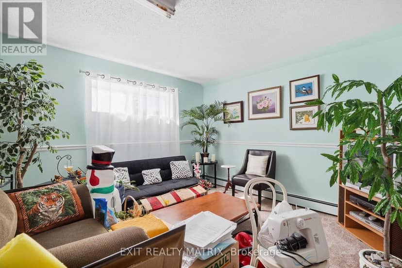 1631 Lansdowne Street — photo 21 of 37