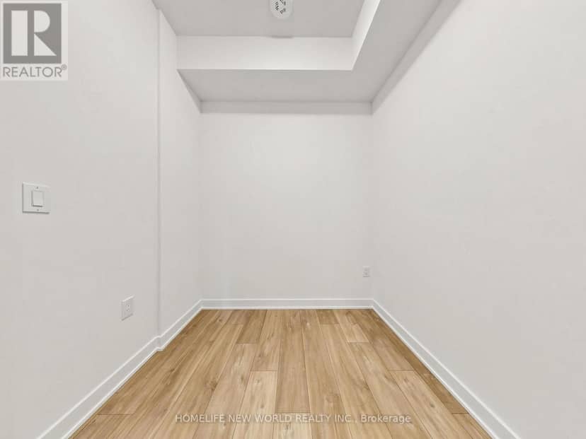 1839 - 135 Lower Sherbourne Street — photo 12 of 17