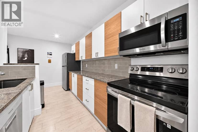 1P, 525 56 Avenue SW — photo 11 of 28
