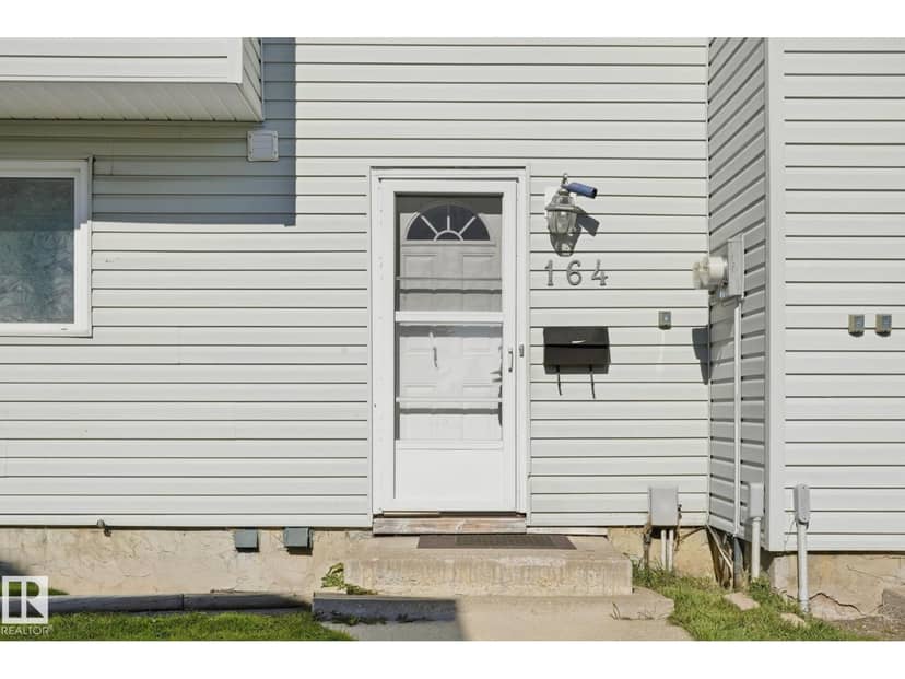164 Dickinsfield Co NW, Edmonton, photo 2