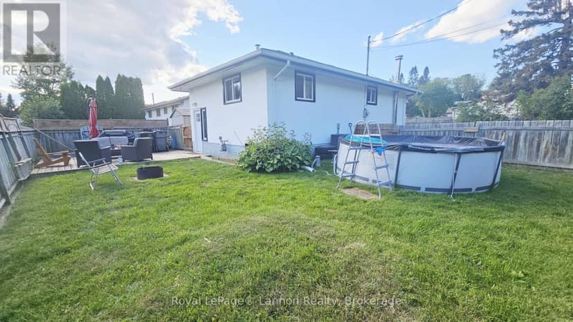 295 Cowan Street — photo 14 of 15