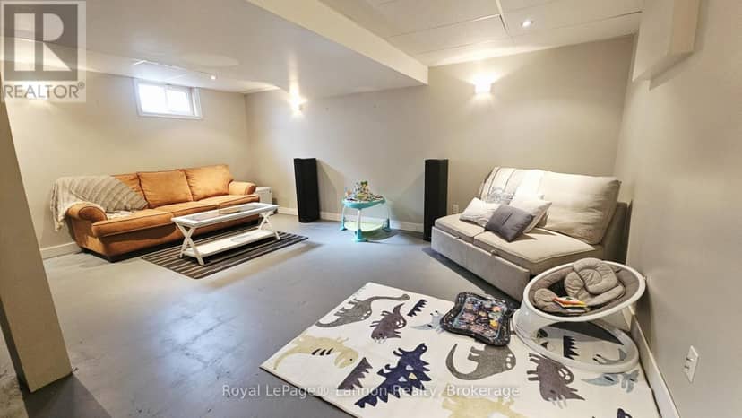 295 Cowan Street, Thunder Bay, photo 3