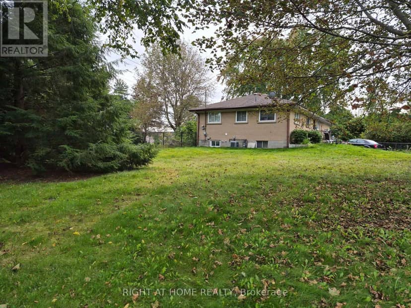 125 Riverglen Drive