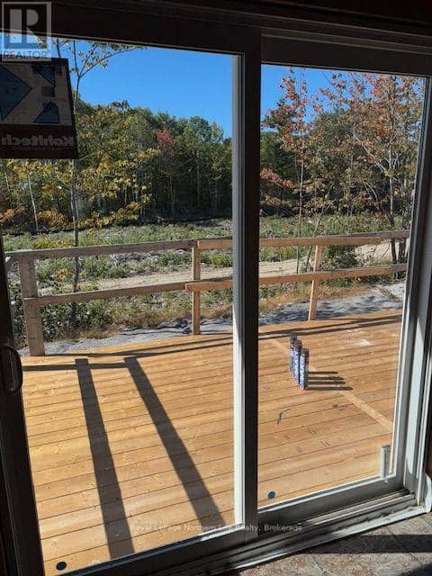 25 Meadow Wood Court — photo 7 of 25