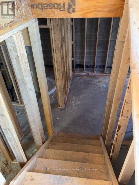 17 Meadow Wood Court — photo 12 of 27