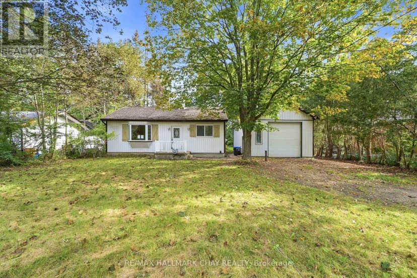 1213 Bayfield Street N, Springwater, photo 2
