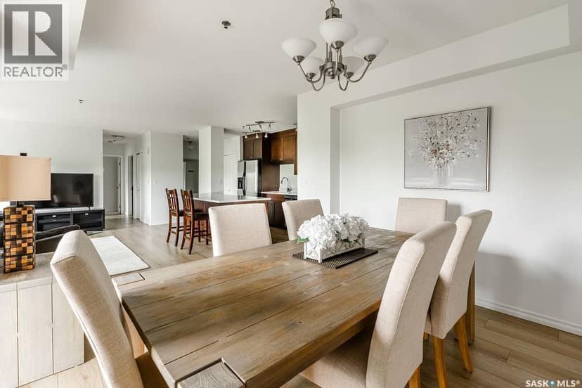 409 902 Spadina CRESCENT E — photo 17 of 40