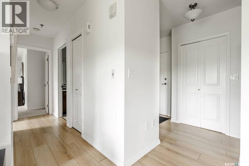 409 902 Spadina CRESCENT E — photo 18 of 40
