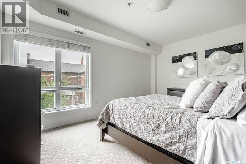 409 902 Spadina CRESCENT E — photo 21 of 40