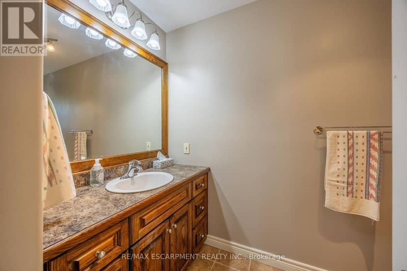 14 Carrick Street — photo 11 of 36