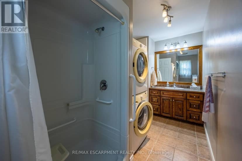 14 Carrick Street — photo 13 of 36