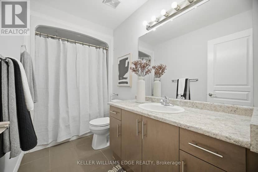 98 Bloom Crescent — photo 32 of 39