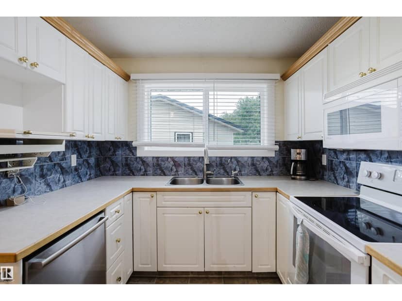 212 Homestead CR NW — photo 19 of 40