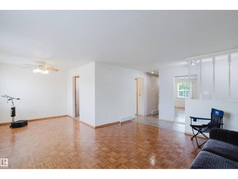 212 Homestead CR NW — photo 11 of 40