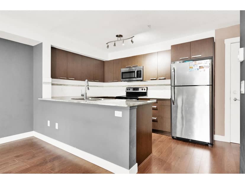 201 13883 LAUREL DRIVE, Surrey, photo 8