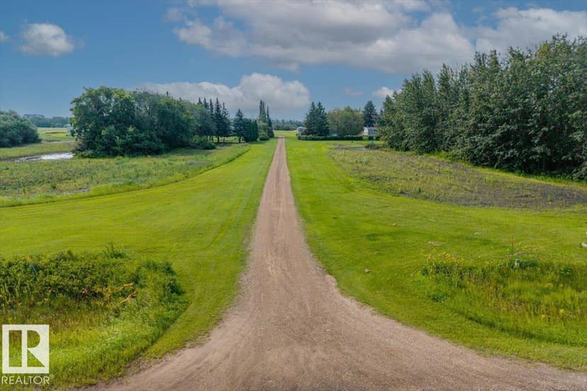 22507 Twp Road 564, Rural Sturgeon County, photo 3