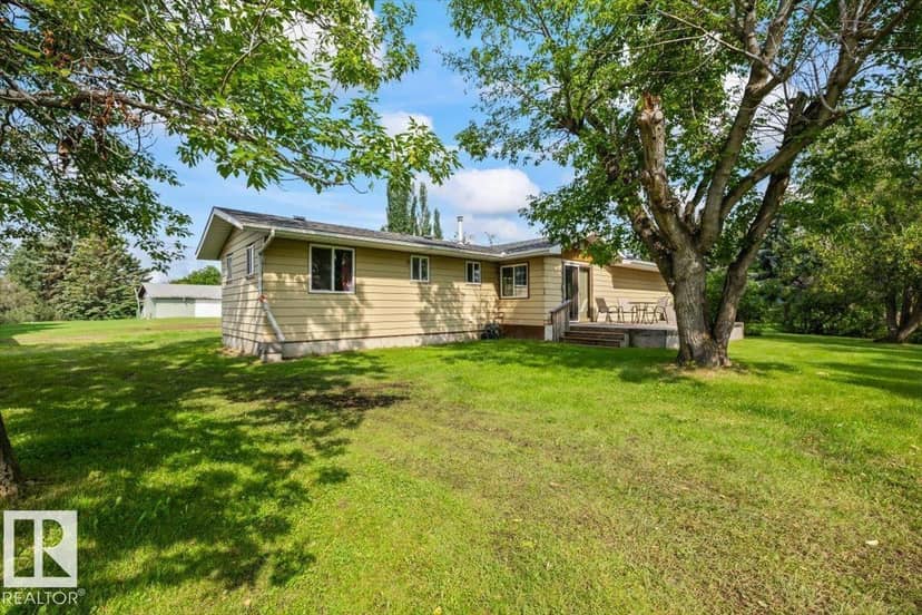 22507 Twp Road 564 — photo 38 of 40