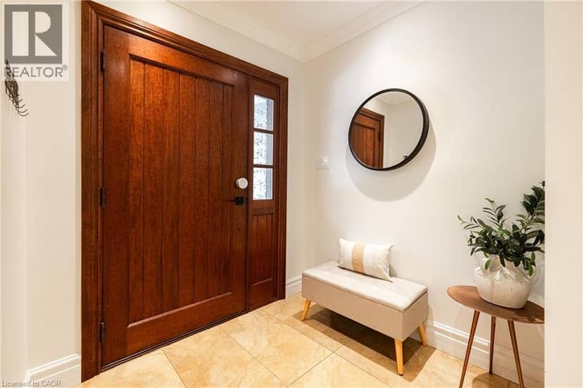 130 TAVISTOCK Square — photo 7 of 40