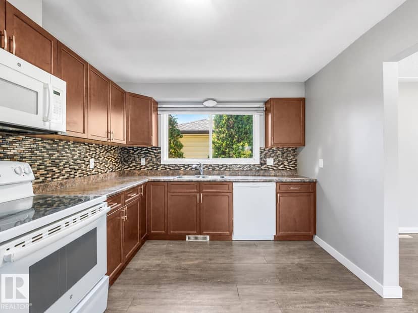 13540 110 ST NW, Edmonton, photo 2