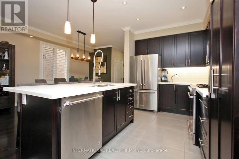 50 Prosser Crescent — photo 11 of 37