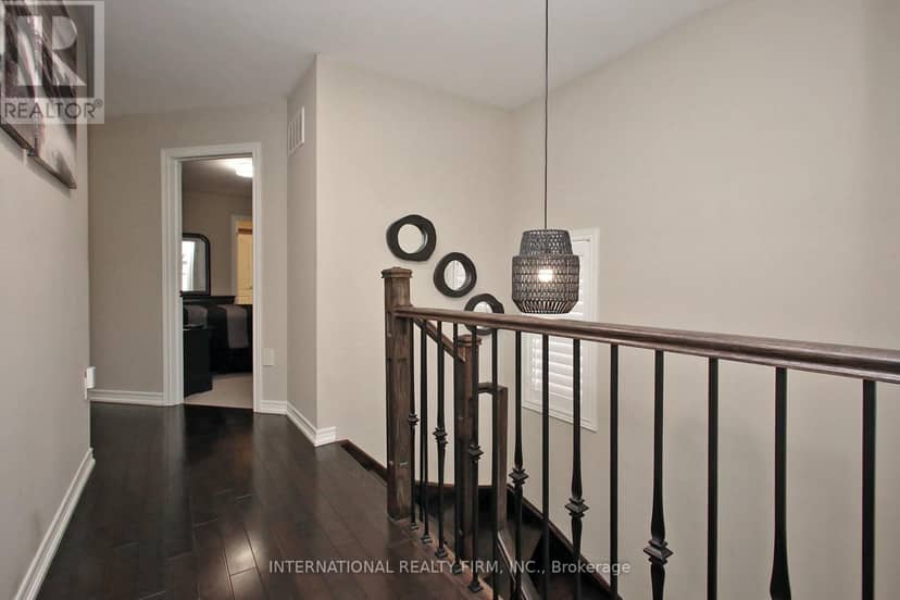50 Prosser Crescent — photo 31 of 37