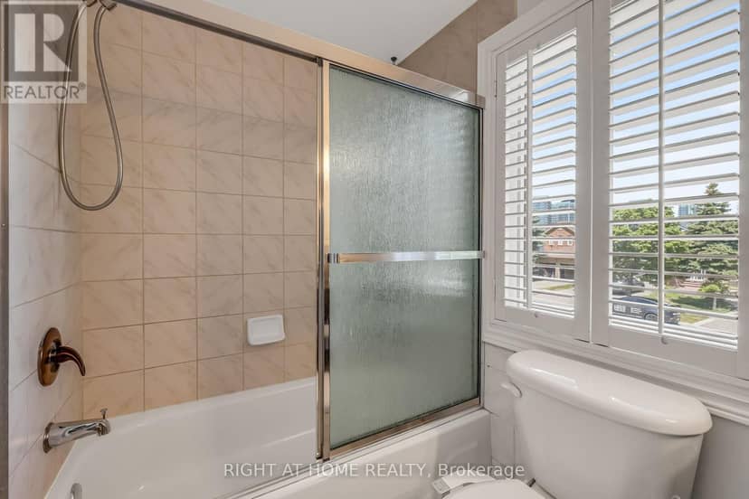 4516 Donegal Drive — photo 32 of 40