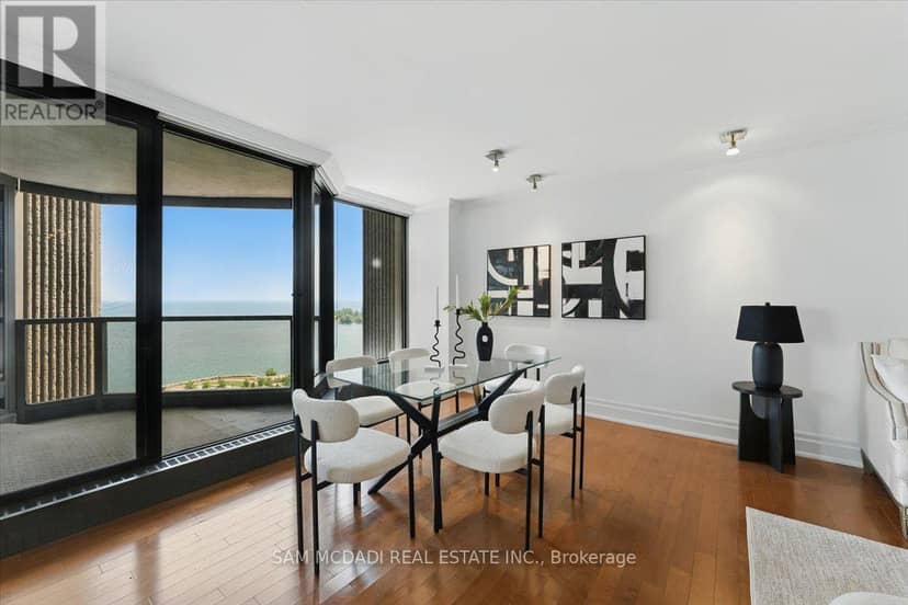 1605 - 2045 Lake Shore Boulevard W — photo 11 of 39