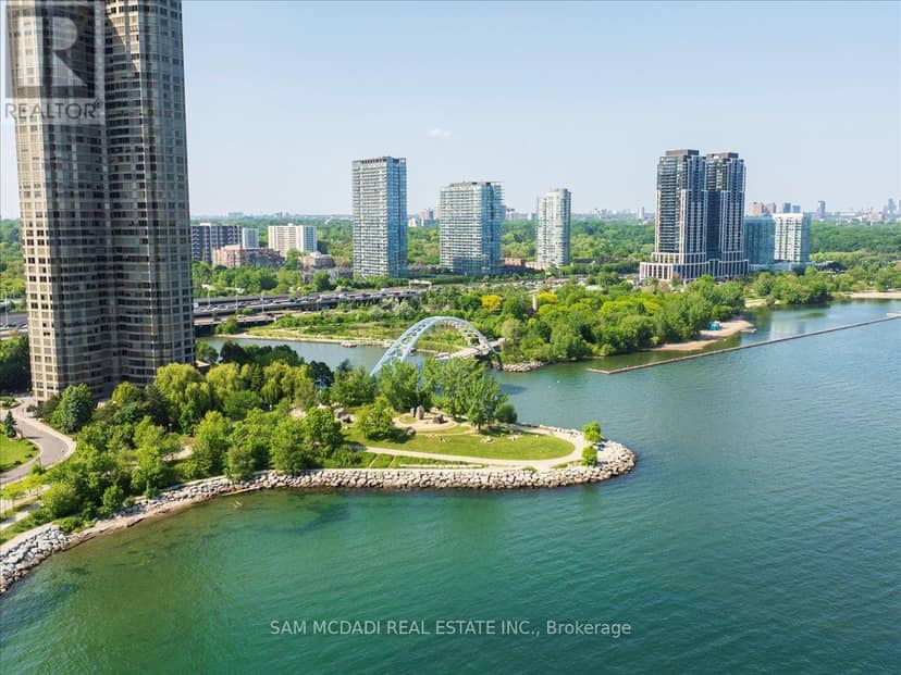 1605 - 2045 Lake Shore Boulevard W — photo 33 of 39