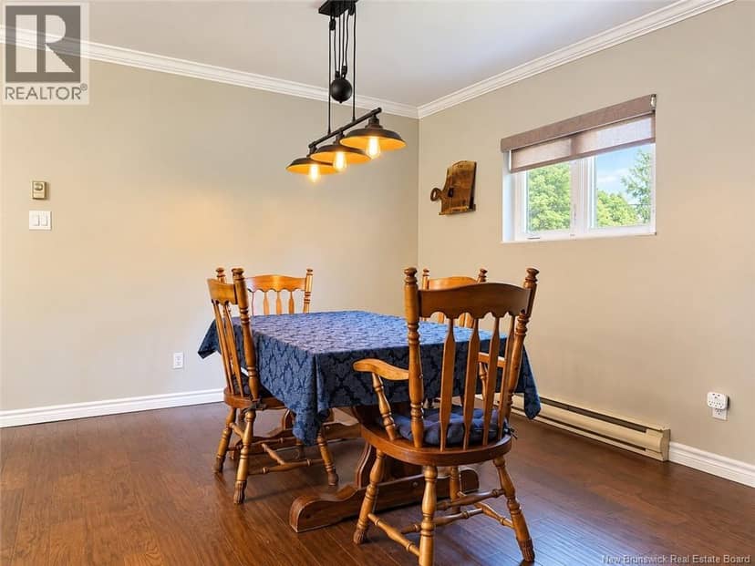 45 Jessiman Boulevard — photo 10 of 40